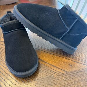 UGG Black and Tan Shearling-Lined Short Boot